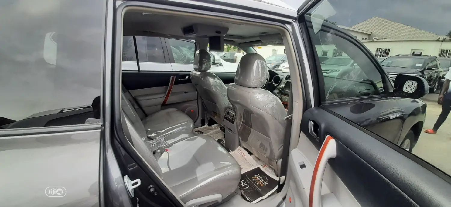 Toyota Highlander Limited 2010 Gray