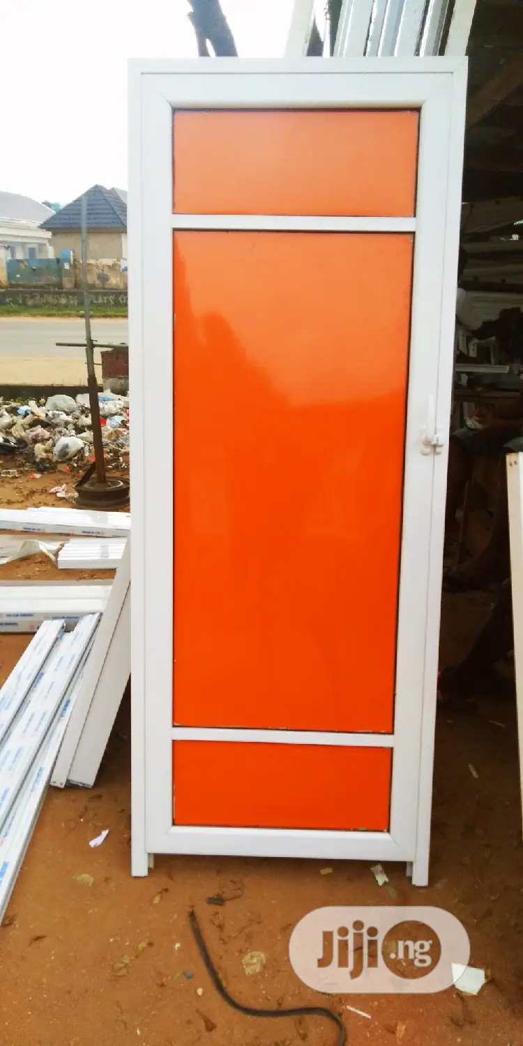 Aluminum Toilet Door