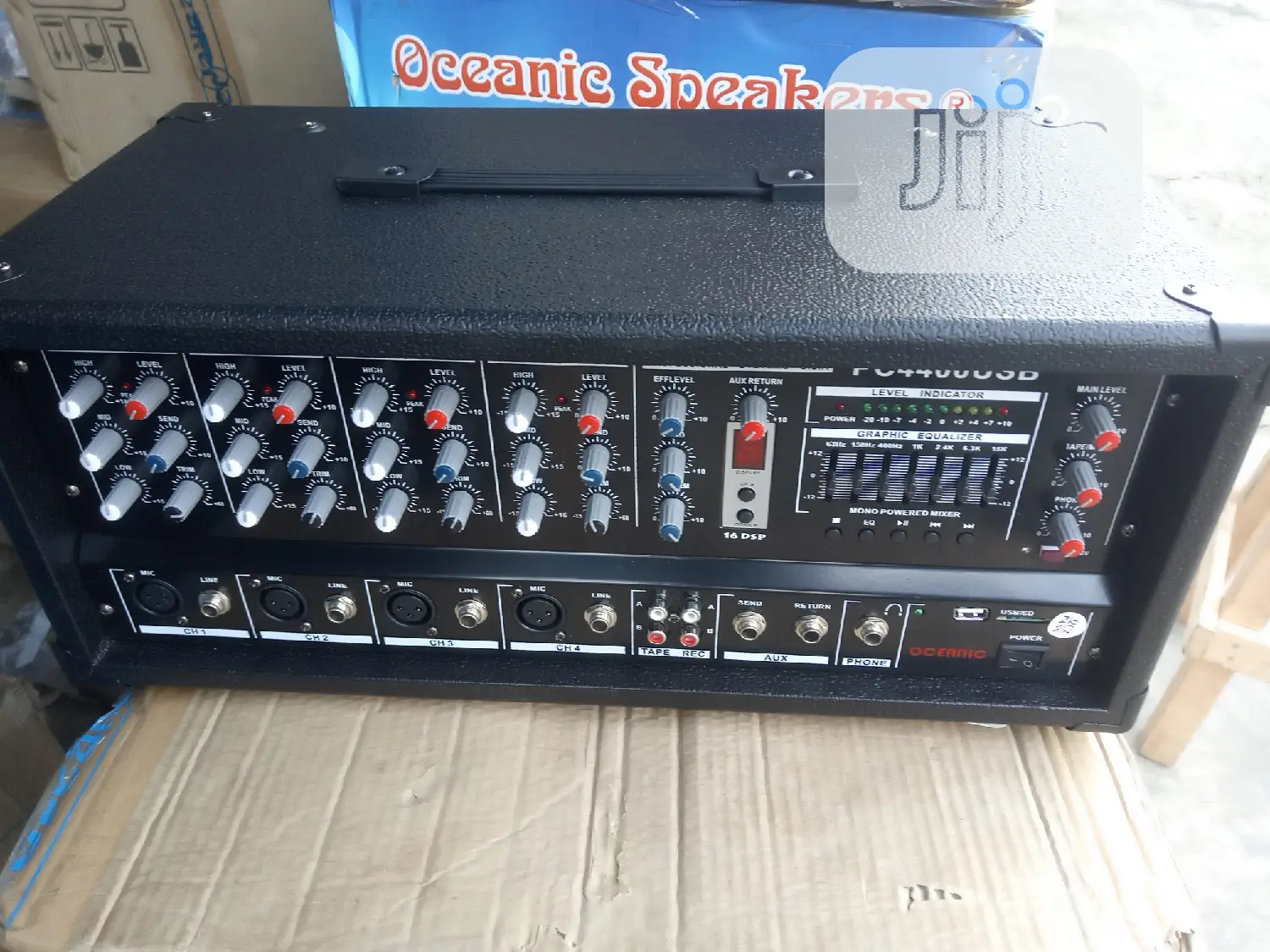 4 Channel Box Power Mixer