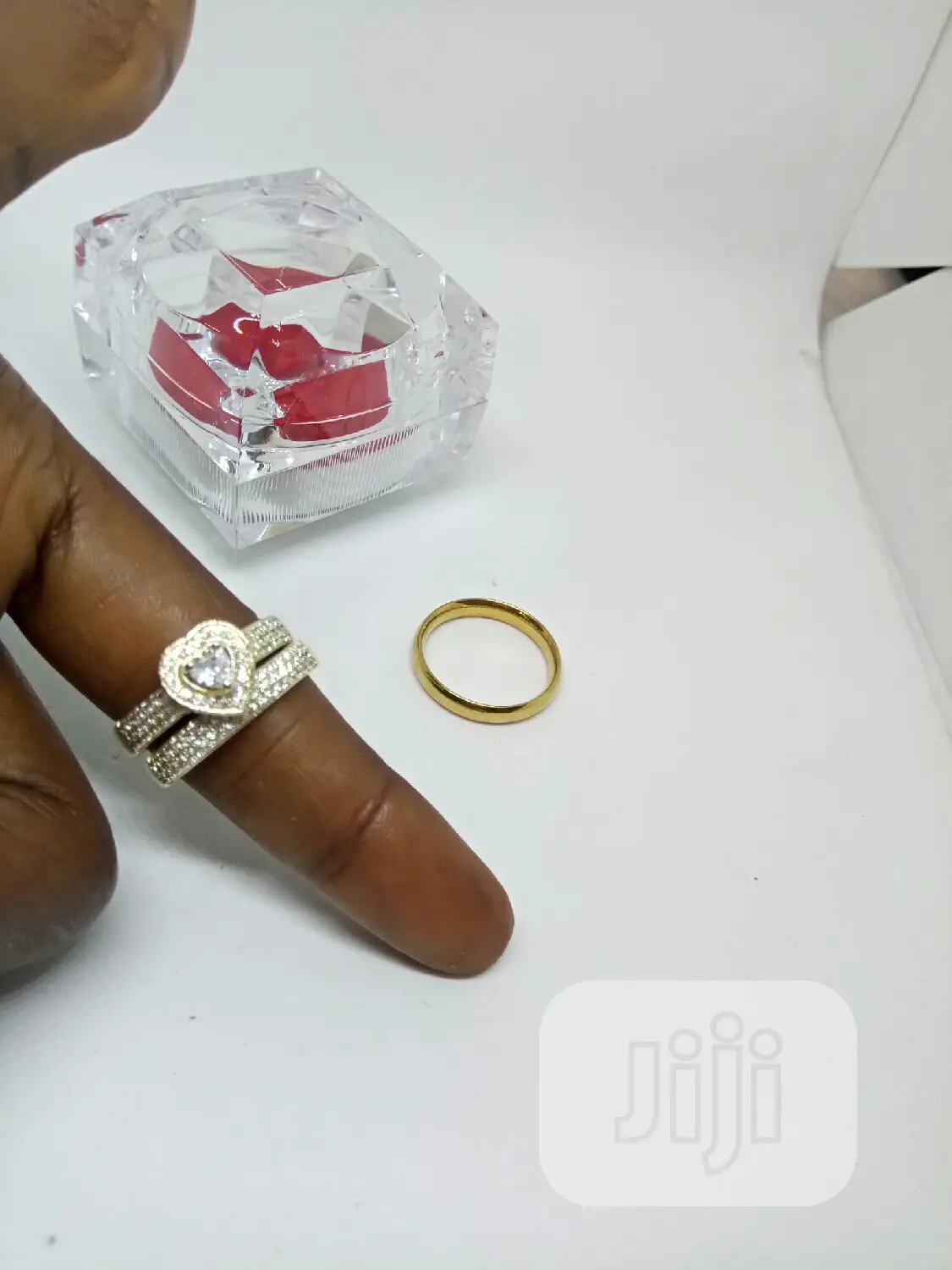 Vee Zircon Heart Couple's 3 Set of Wedding Ring