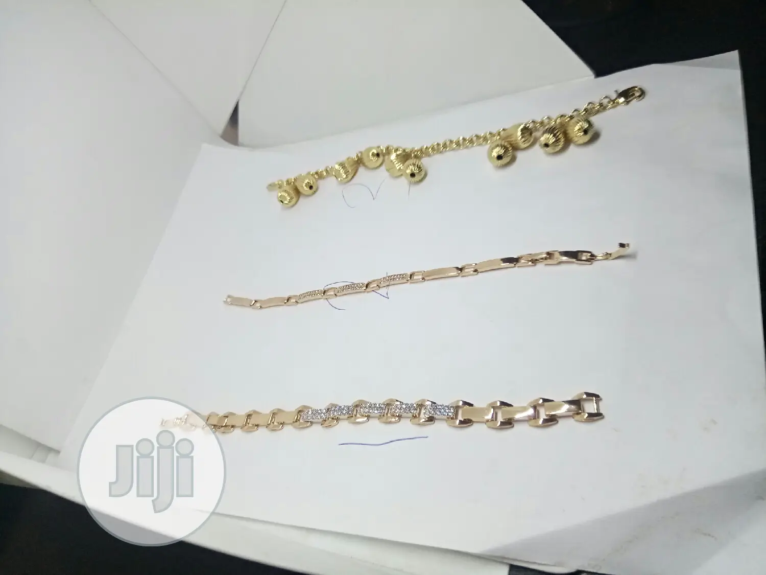 Ladies Fashion Hand Chain