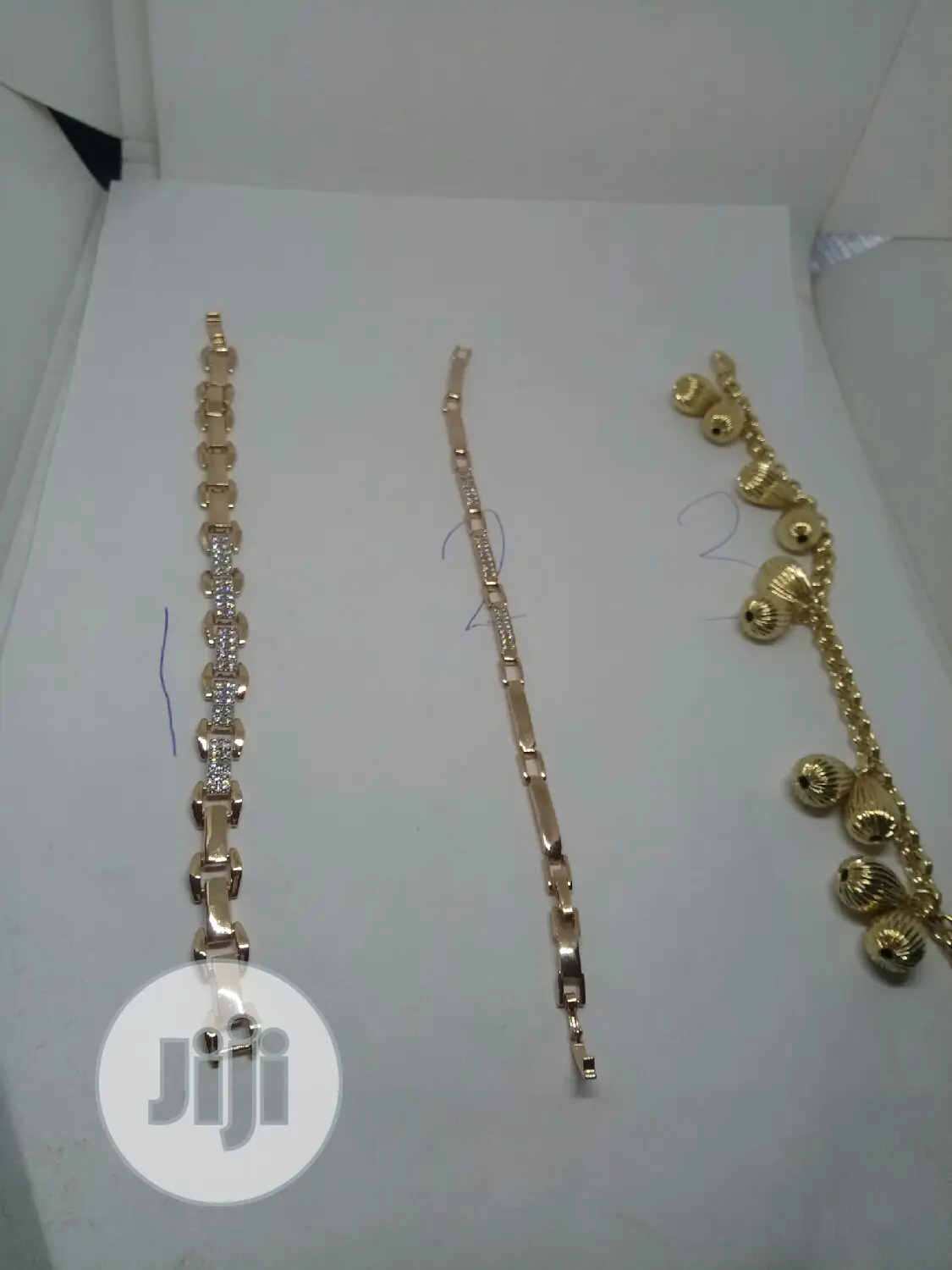 Ladies Fashion Hand Chain