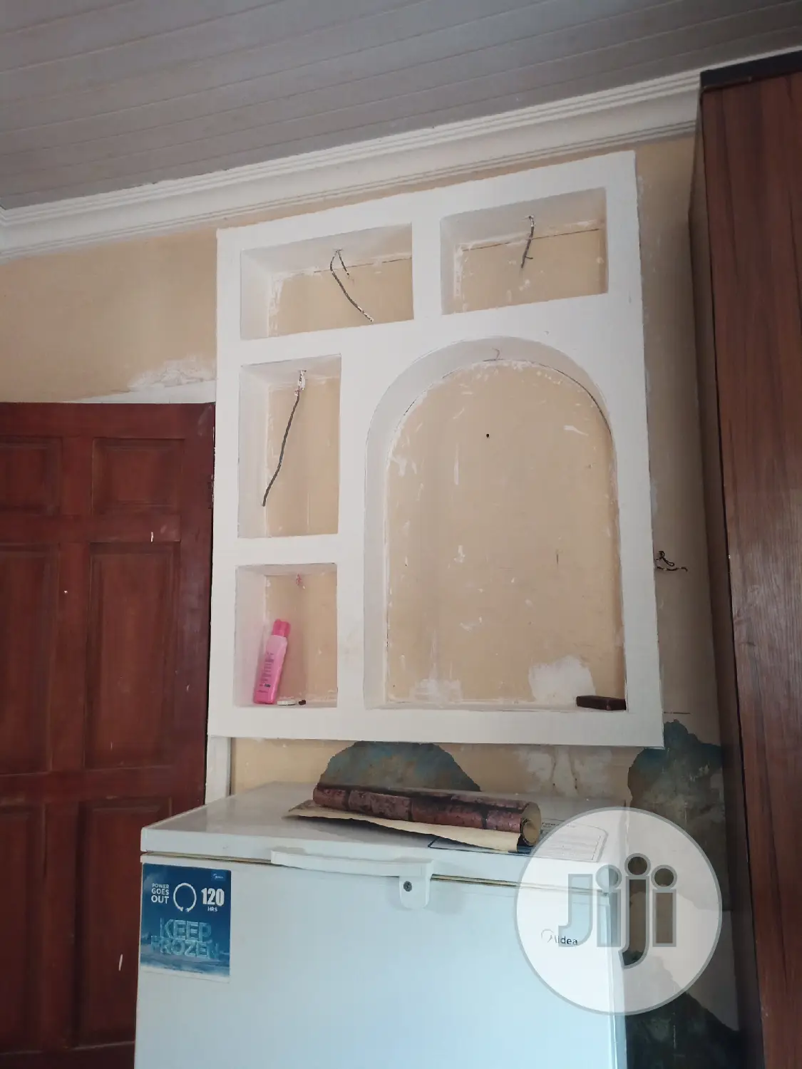 House Painting And Interior Decoration