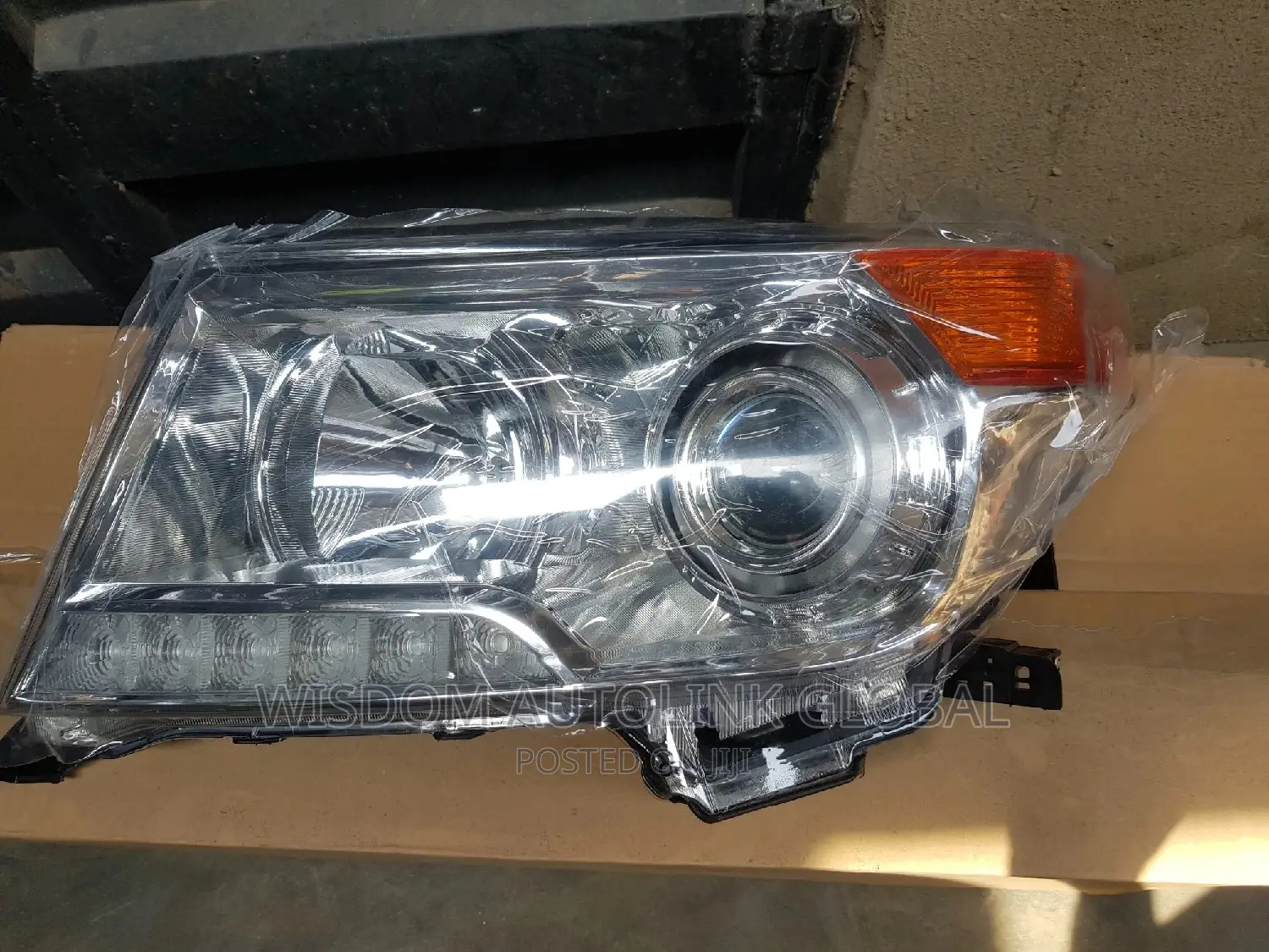 Headlights for Toyota Land Cruiser 2012/2015