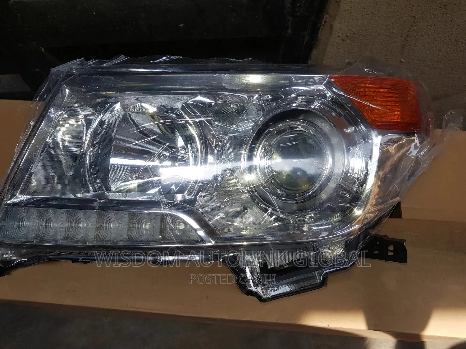 Headlights for Toyota Land Cruiser 2012/2015