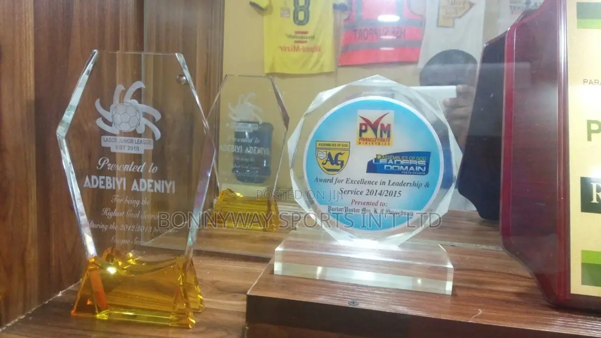 High Quality Award Plaque With Branding