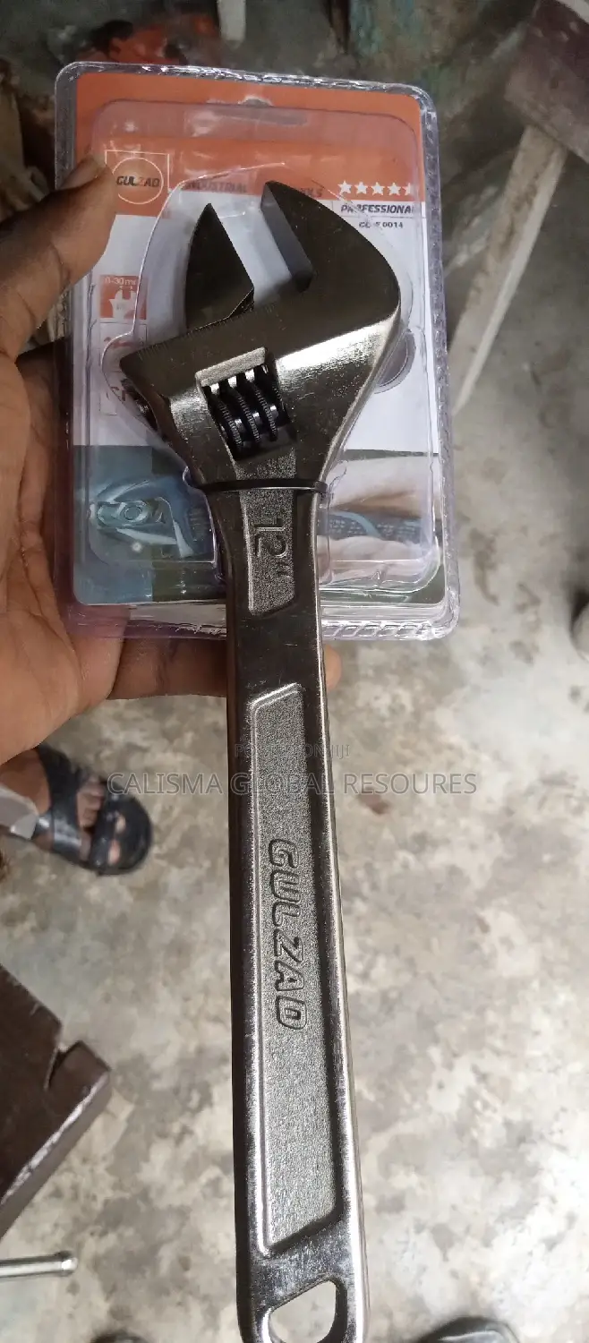 Pipe Wrench
