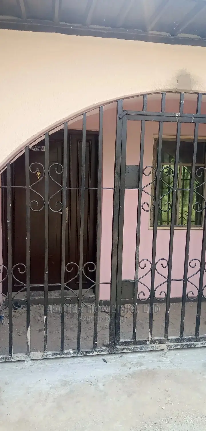 Furnished 2bdrm Bungalow in Olatubosun Avenue, Ibadan for rent