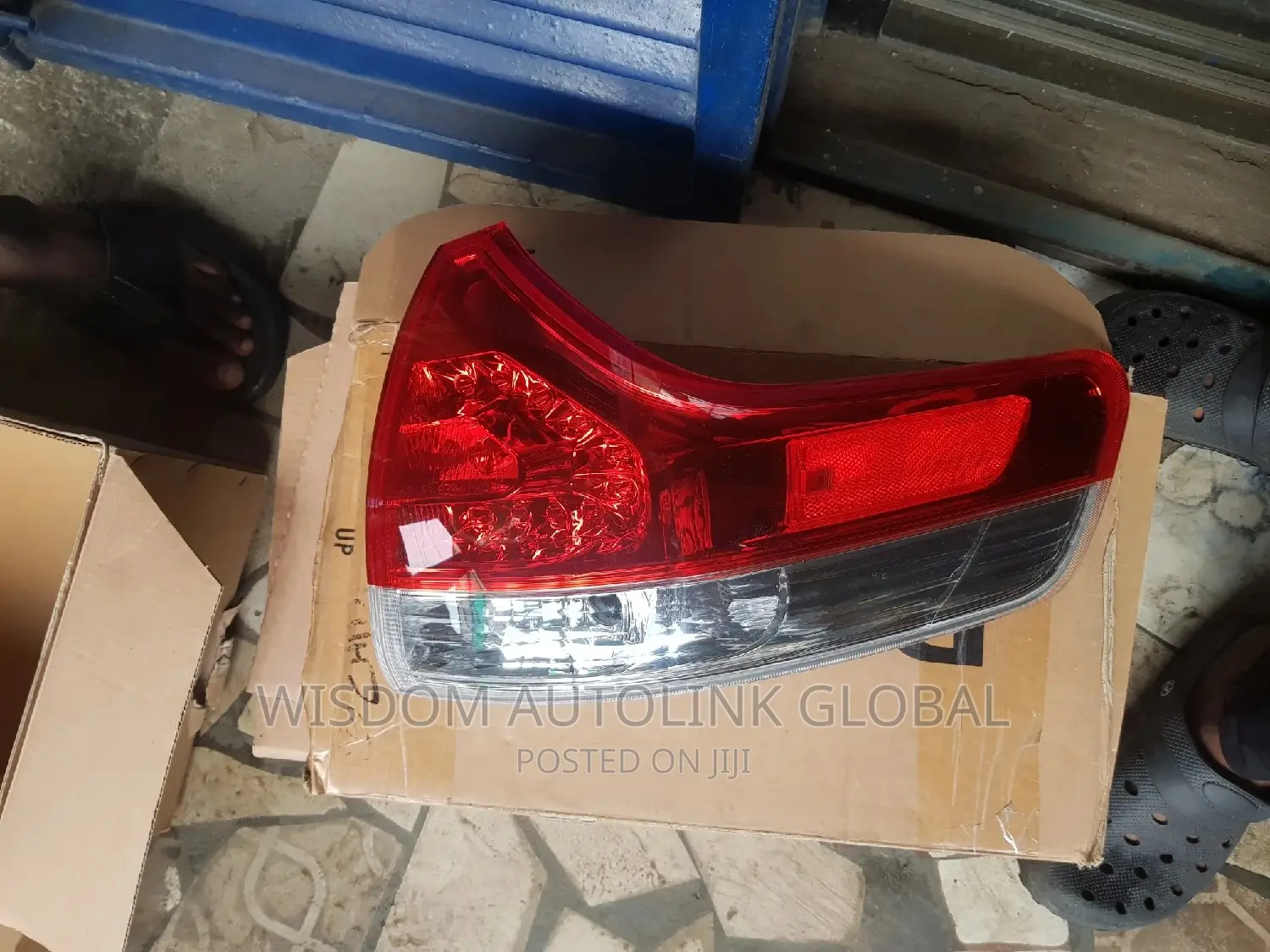 Rearlight/Backlight for Toyota Sienna 2012/13