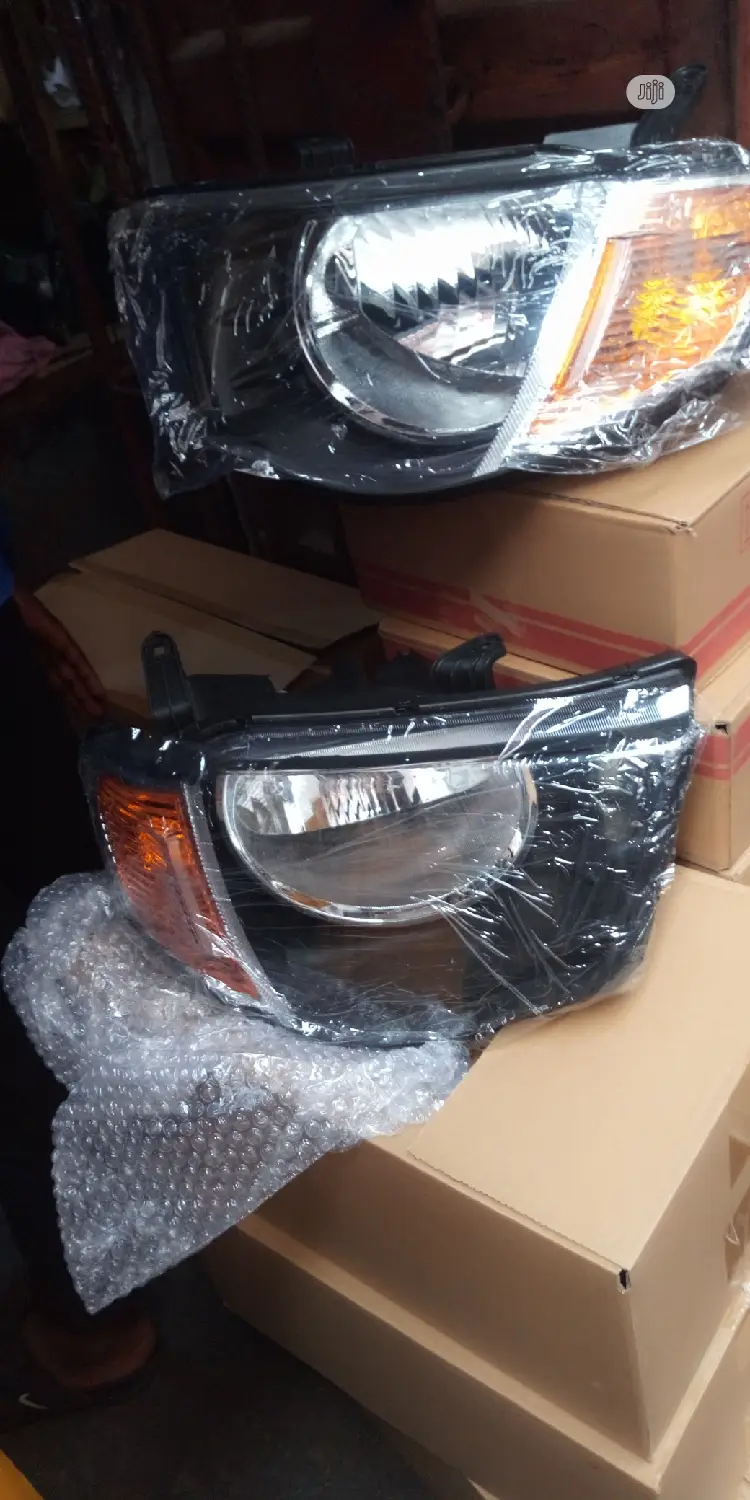 Head Lamp L200 Mitsubishi Pickup 2010 Model