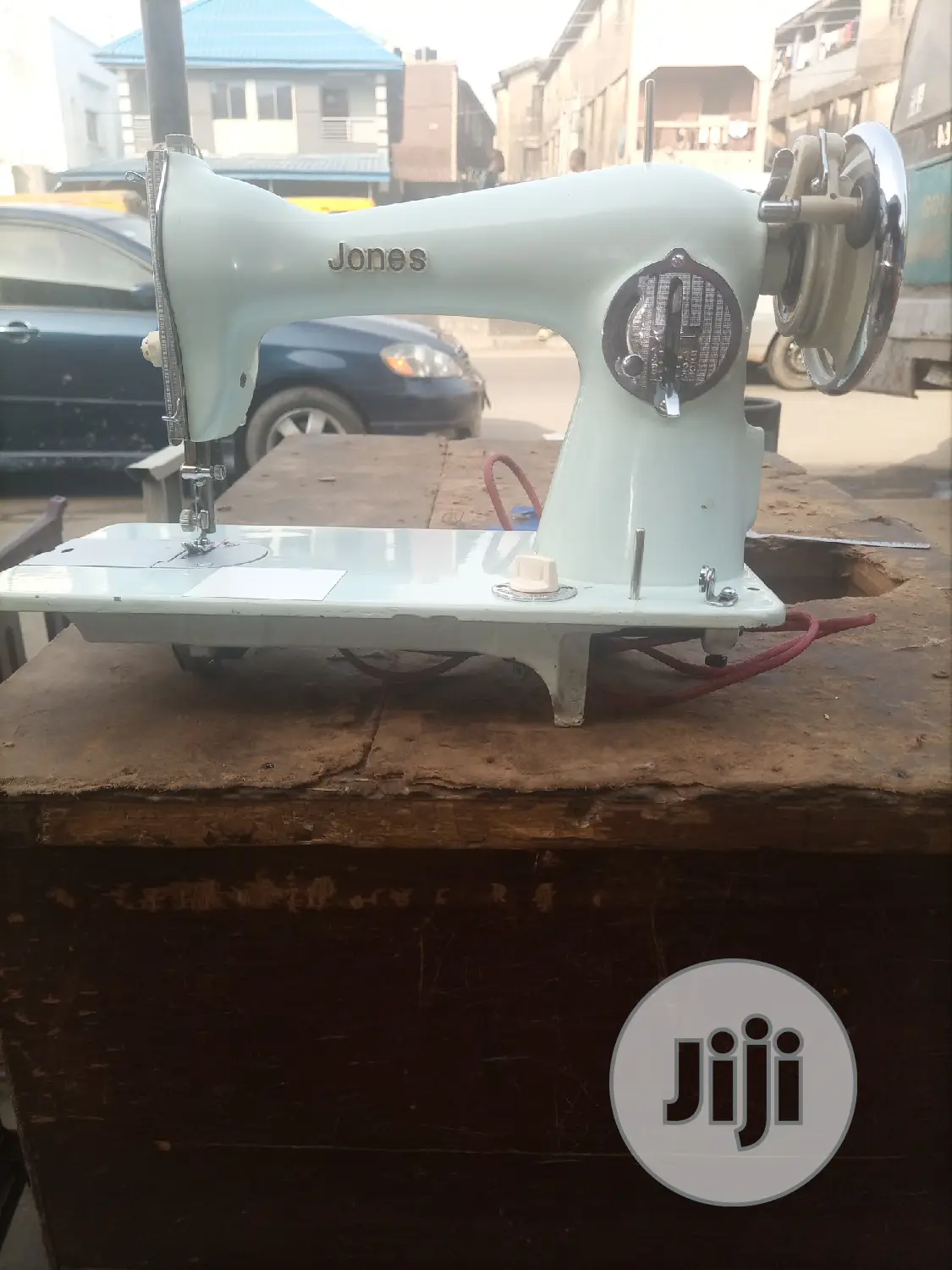 Jones Domestic Straight Sewing