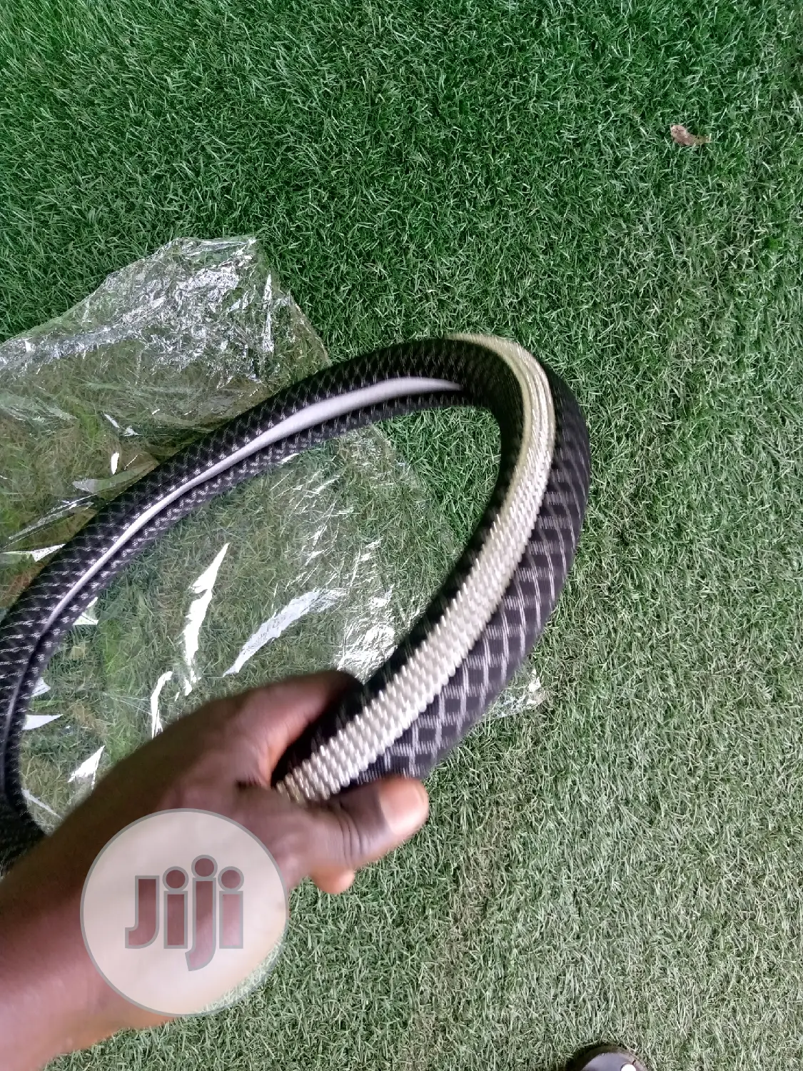 Diamond Encrusted Steering Wheel Cover Black Blings