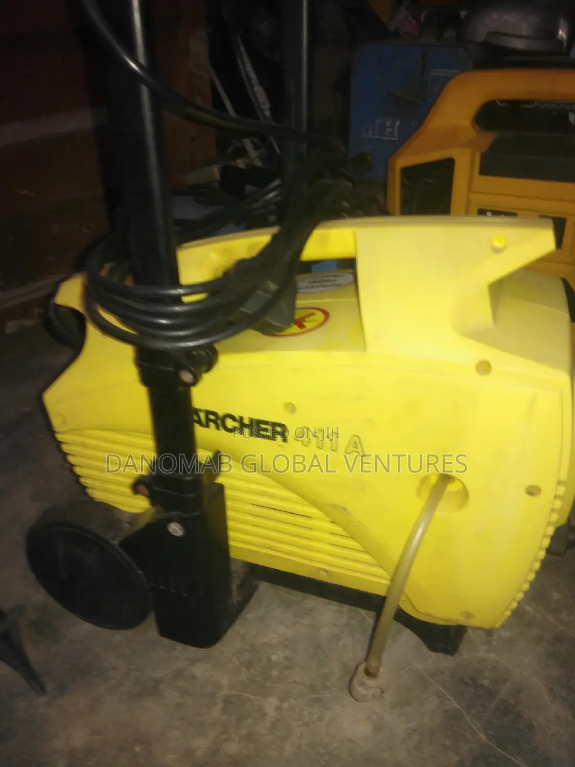 Karcher 411A High Pressure Washer for Thorough Washing