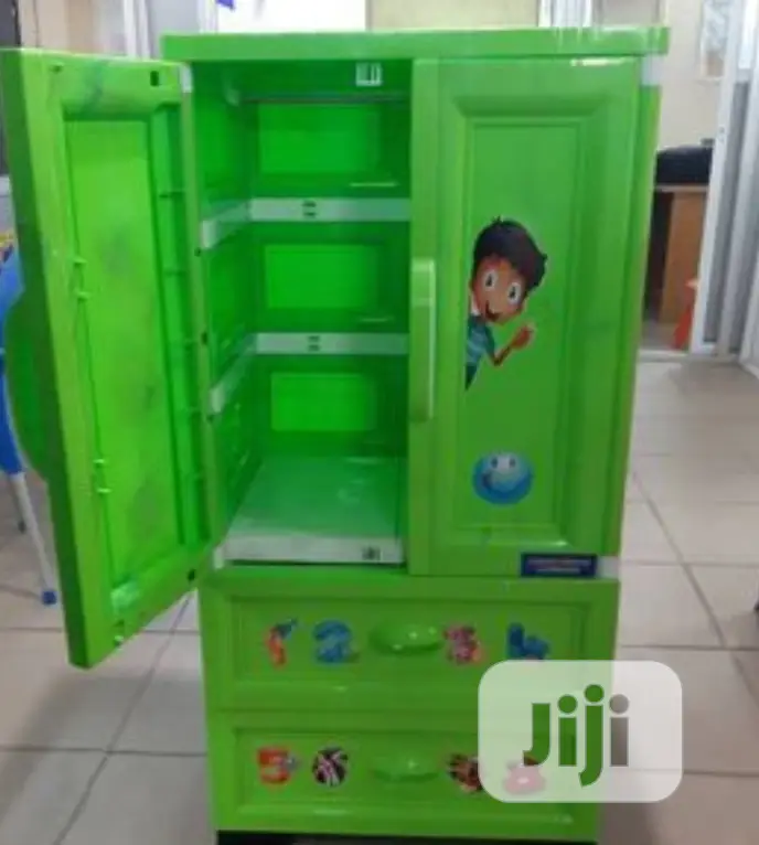 Children/ Baby/ Kids Wardrobe