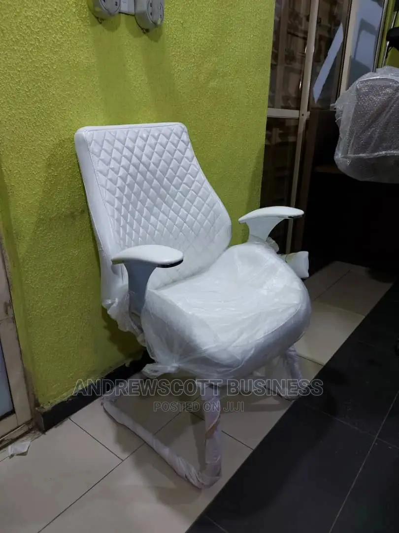 Executive White Visitors Chair