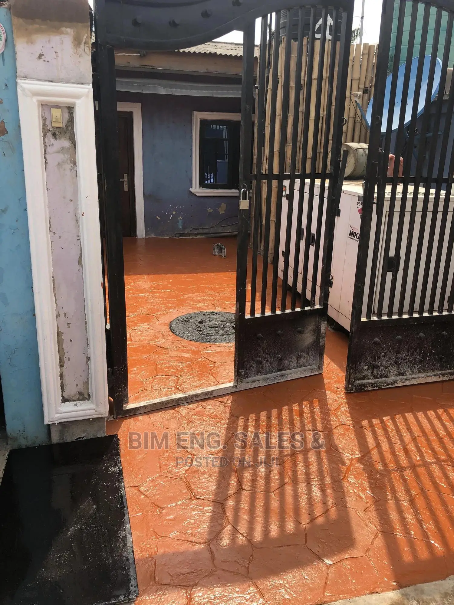 Concrete Floor, Sealer , Polishing Mart , Mold , Release