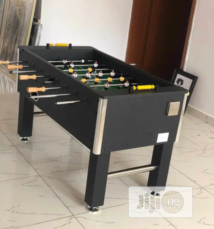 Fussball (5ft Soccer Table)