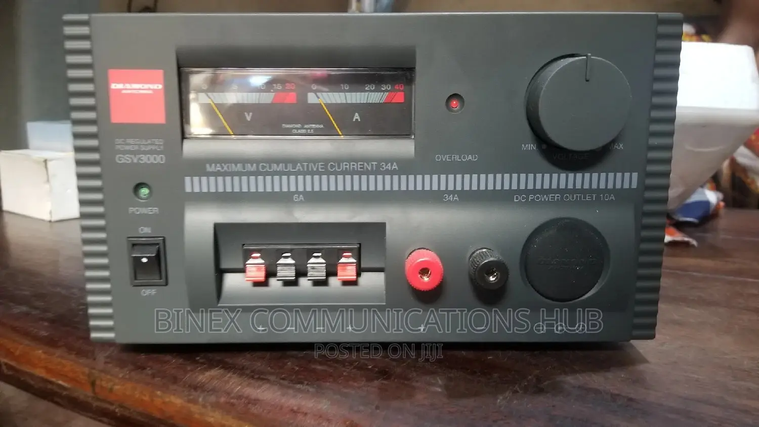 Original Diamond 20V Base Power Supply.