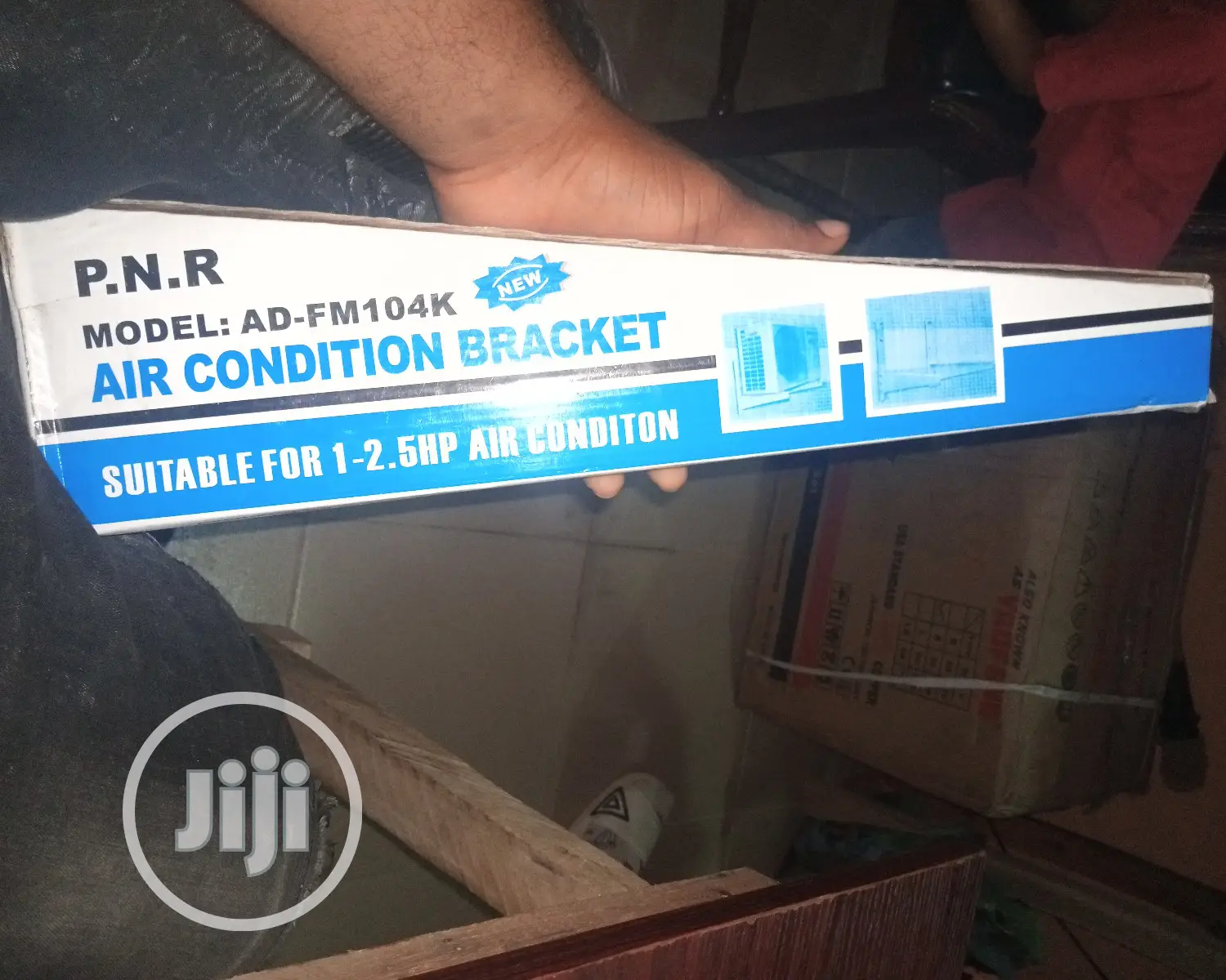 Air- Conditioners Wall Hanger