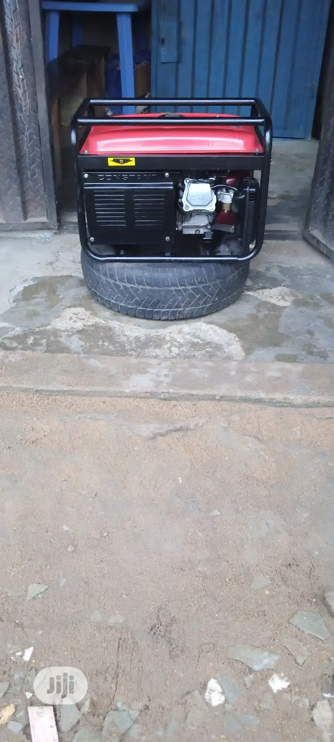 Almost New 3.5KVA HONDA EC4500 Generator +D Original Receipt