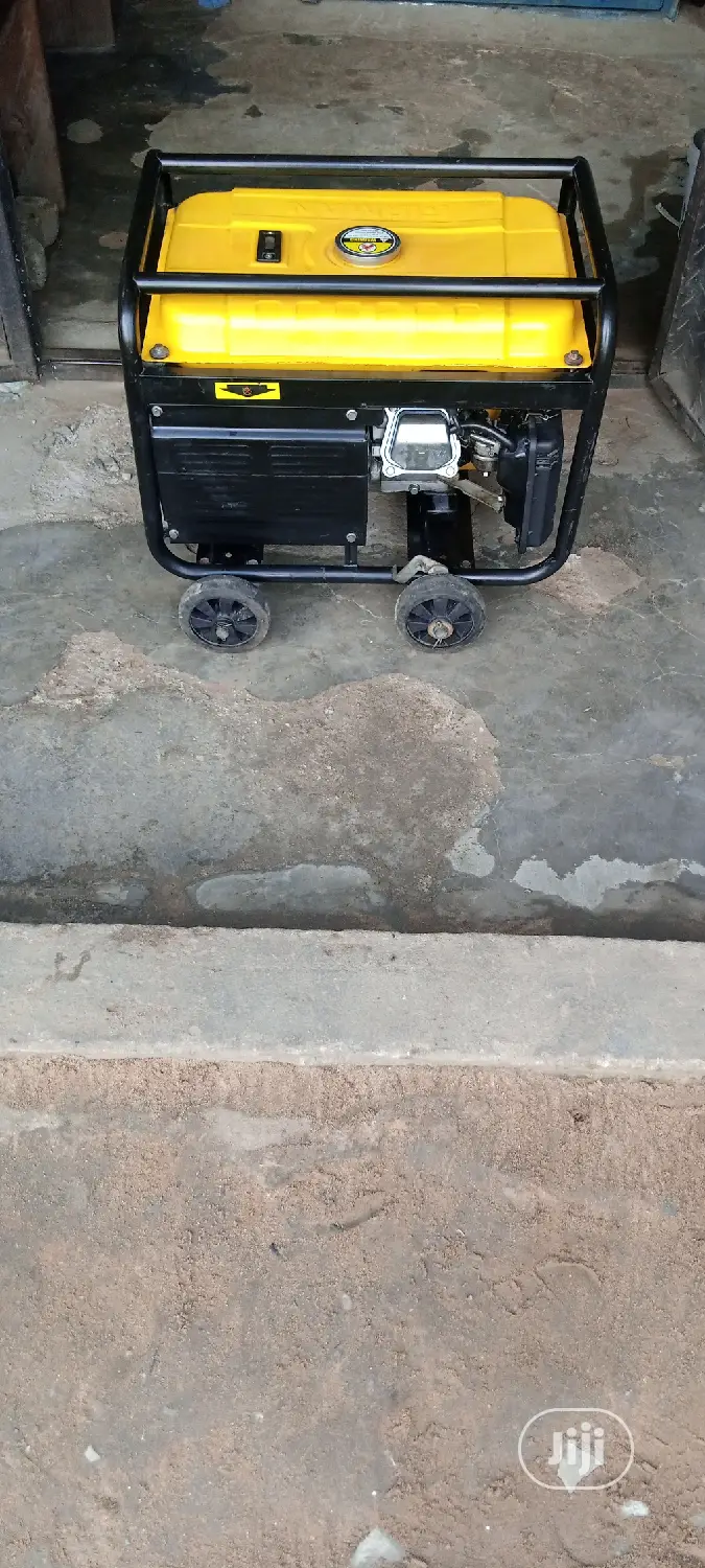 2 Months Old 2.8KVA SUMEC FIRMAN SPG3000 Gen With D Receipt