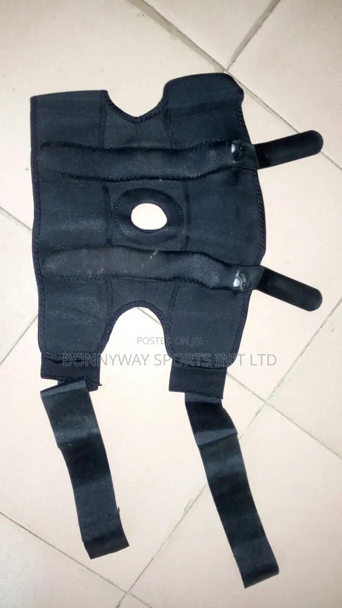 Original Adjustable Knee Brace With Plastic Inside