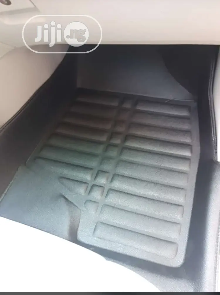 Quality VIP Cup Foot Mat