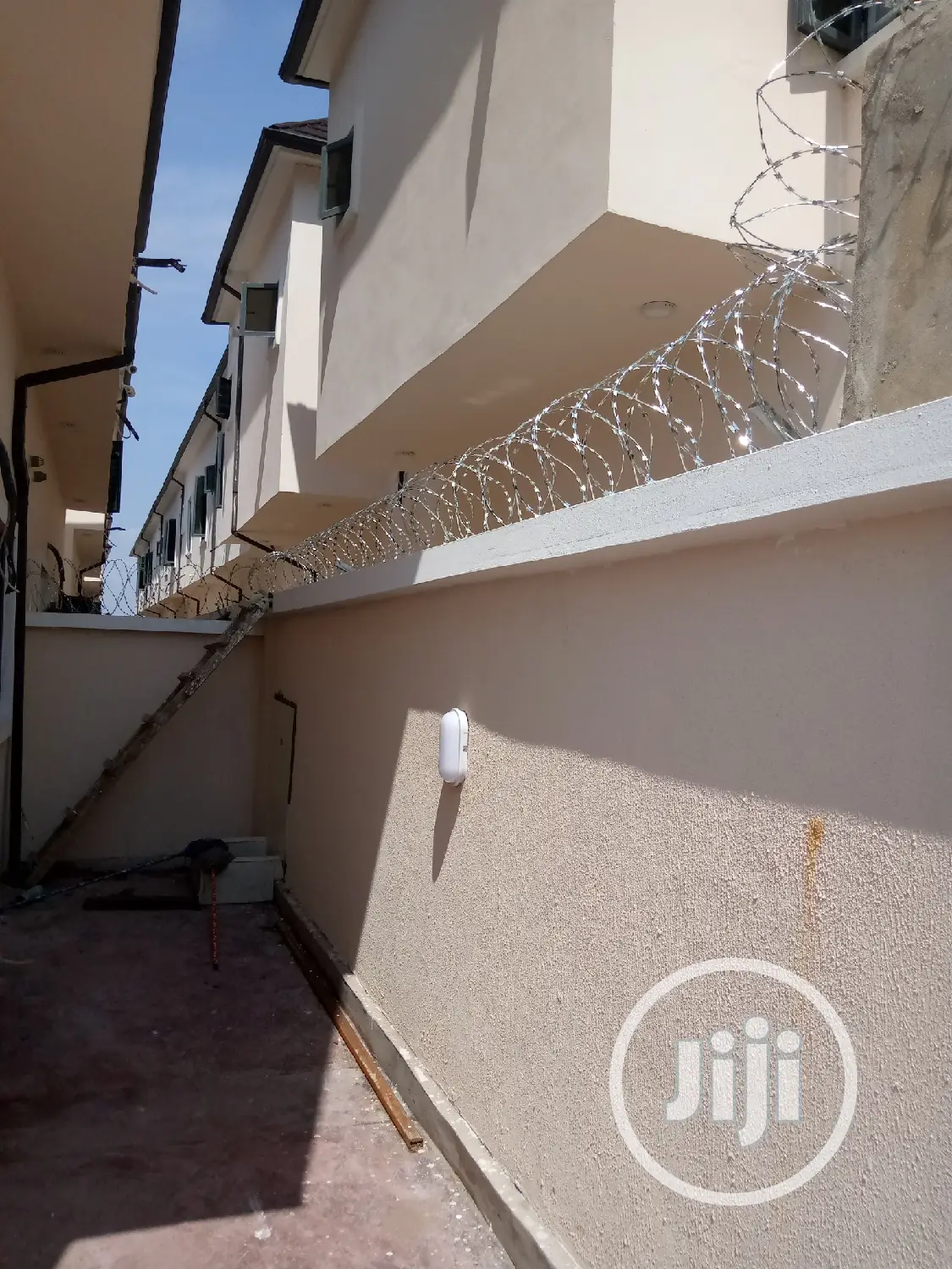 Security Fence; Electric Fence-Wire, Razor Wire Panel Mesh