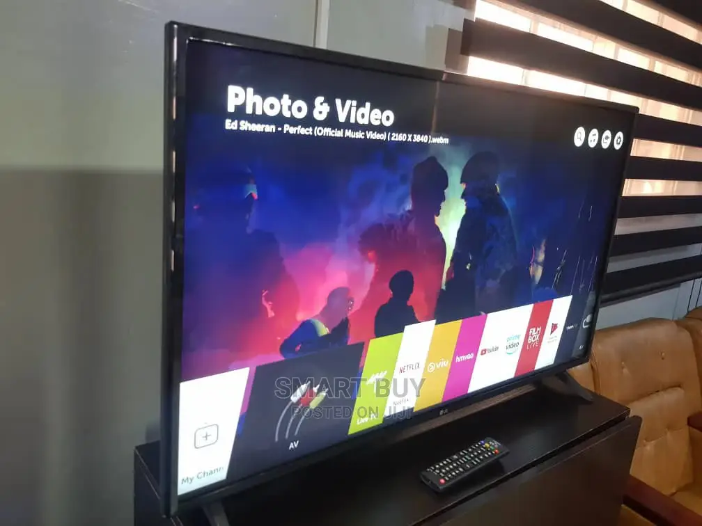 Lg 32 Inches Web O.S FHD Smart Tv