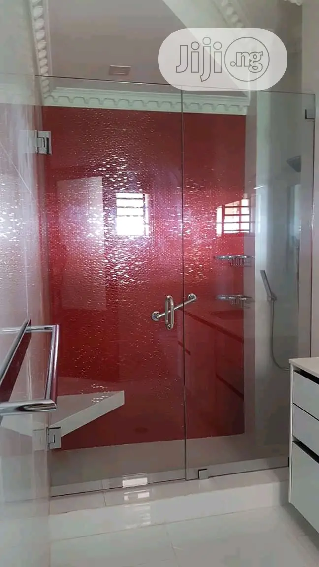 Shower Cubicle Glass Partition