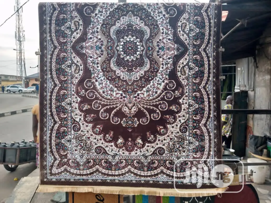 Coffee Brown Background Arabian Center Rugs 5/7