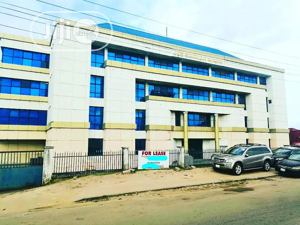 Ultra Modern Office Complex and Warehous Facility Porthacort