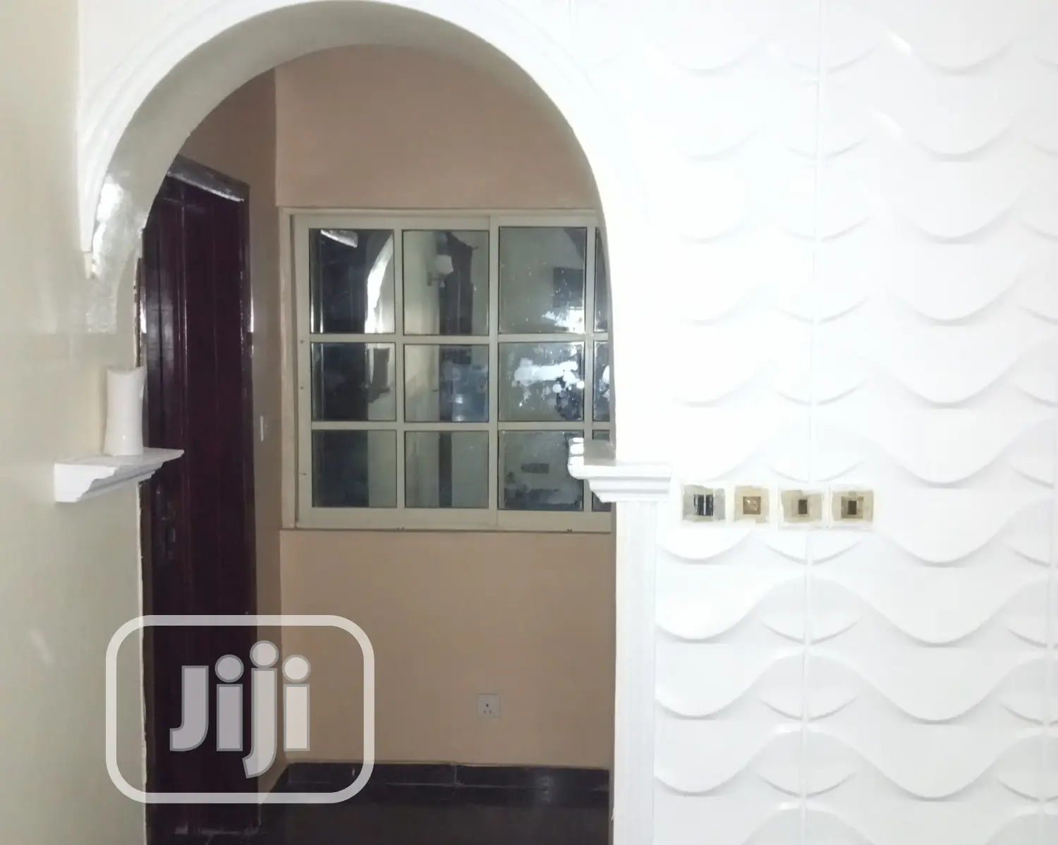 Quality White 3D Panel Wall Light.