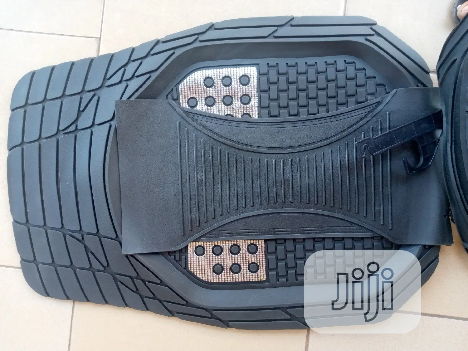 Black Floor Mat