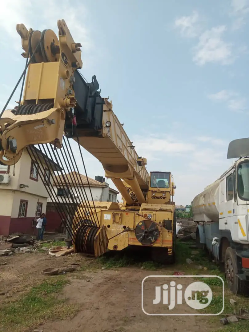 100tons 4x4 Grove Crane