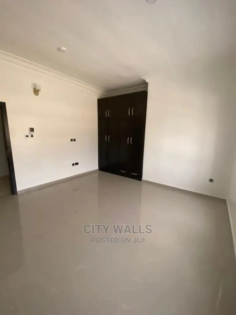4bdrm Duplex in Ikate for rent