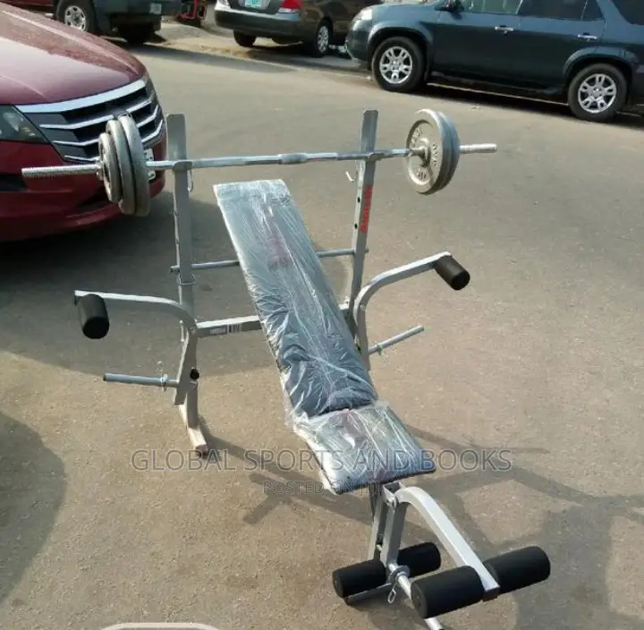 Weight Bench Press With 30kg Dumbbells