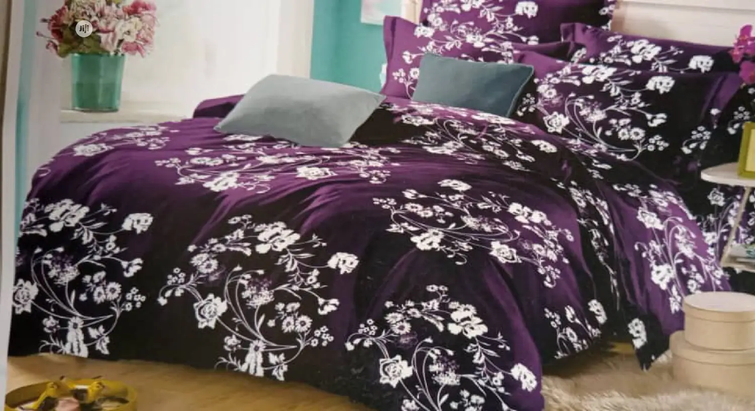 Duvet.Bedsheet With 4 Pillow Cases
