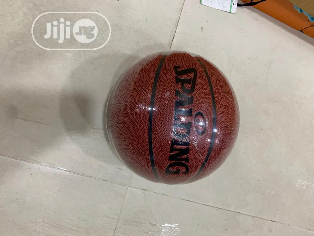 Basketball ( Spalding)