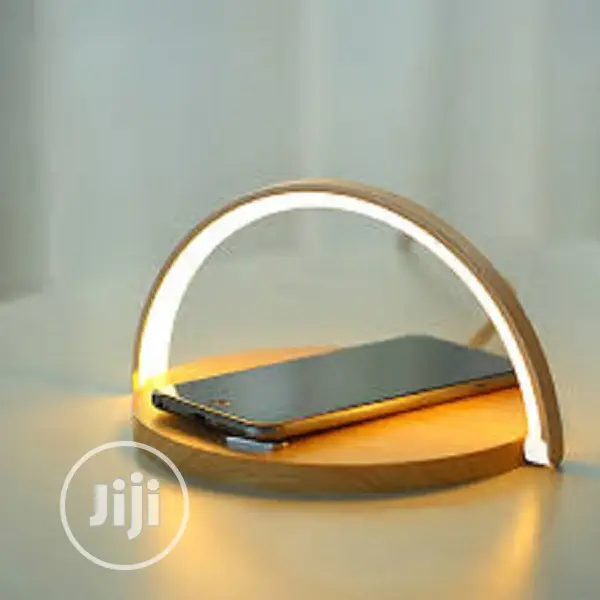 Wireless Charger With 8mm Charge Induction Distance