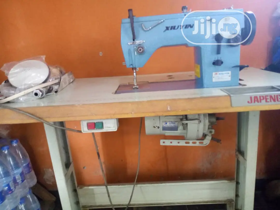 Xuiyin Phoenix(20u) Embroidery Machine