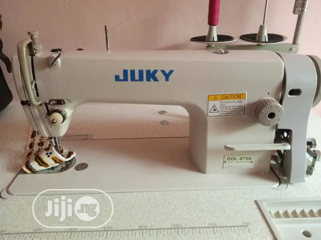 Juky Industrial Straight Sewing Machine