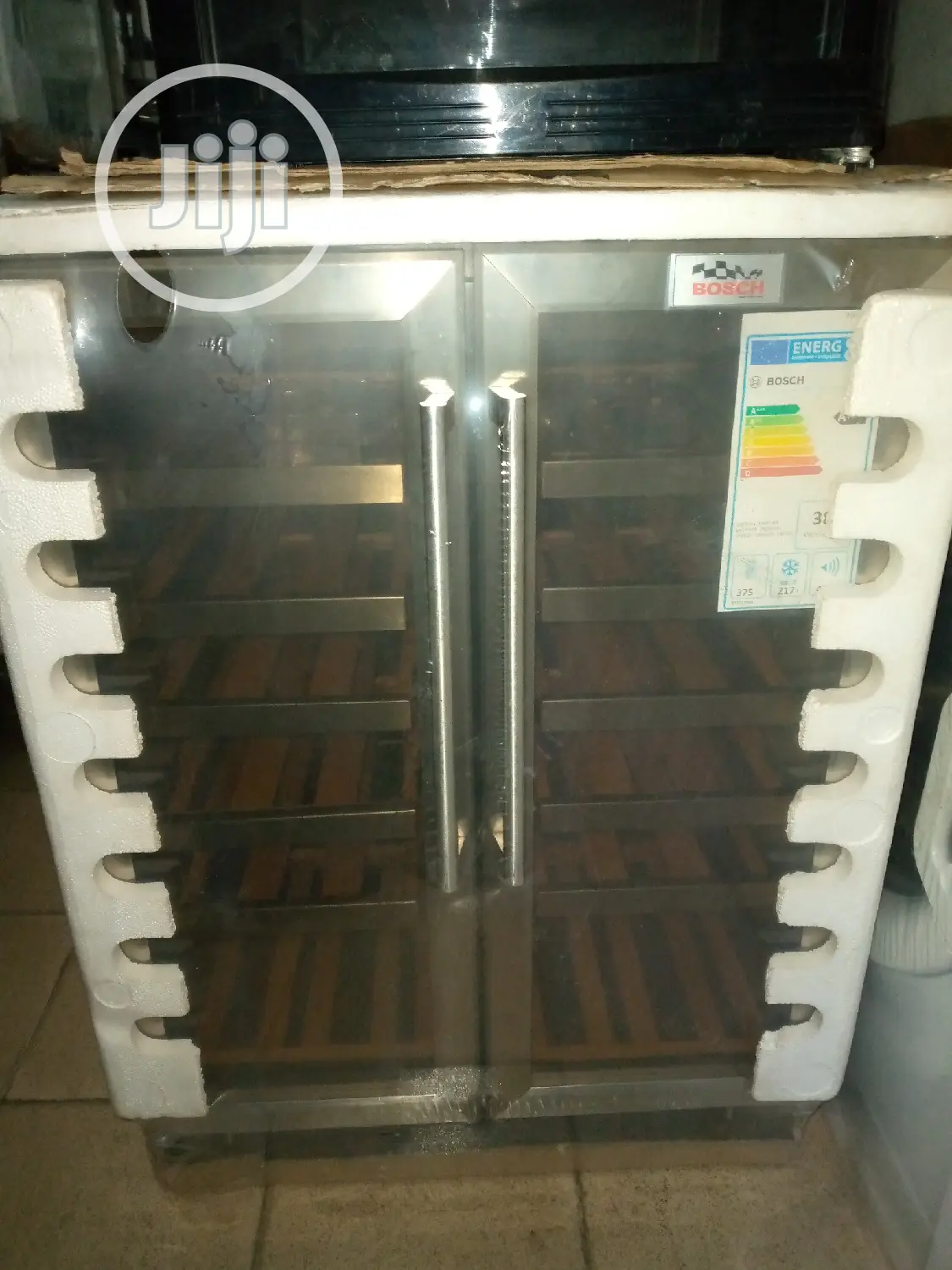 Double Door Wine Chiller, Cooler - Bosch