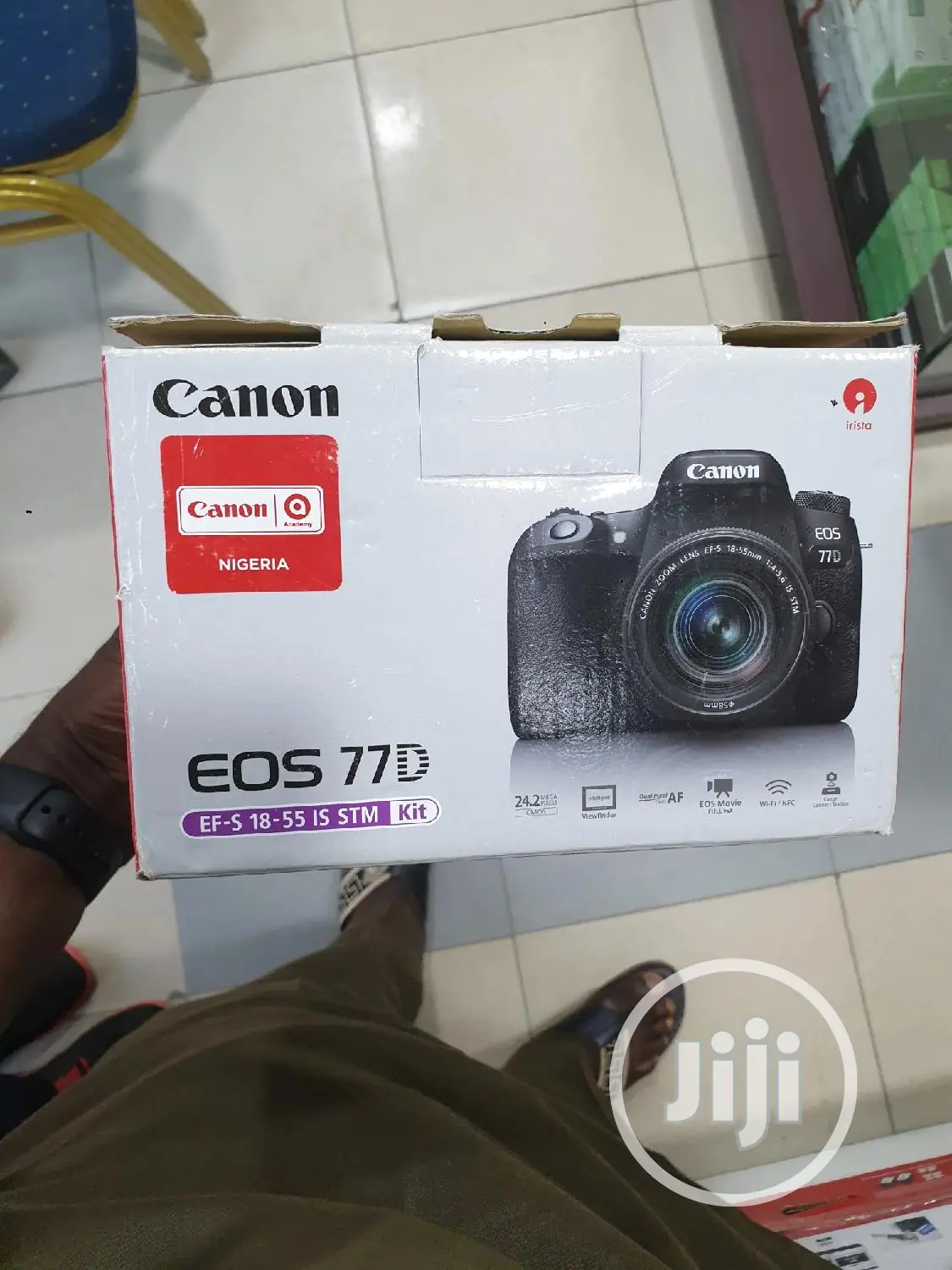 Canon EOS 77D Camera With 18-55mm Lens