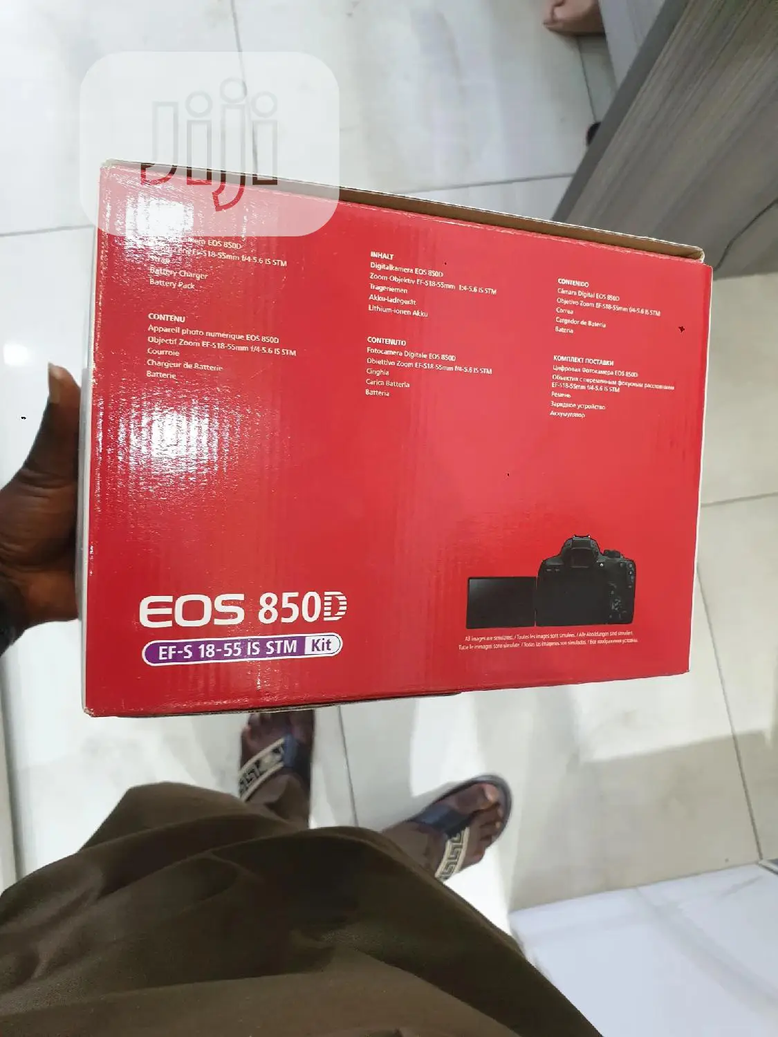 Canon EOS 850D DSLR Camera With 18-55mm Lens