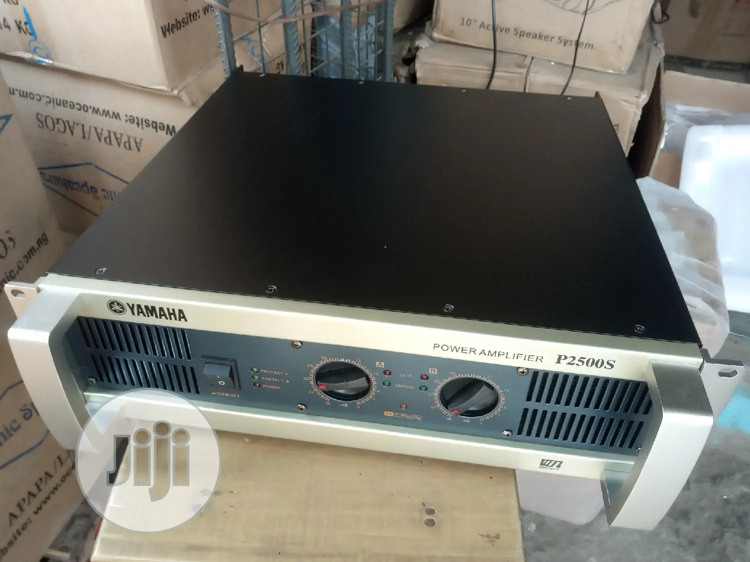 2500watts Yamaha Amplifier
