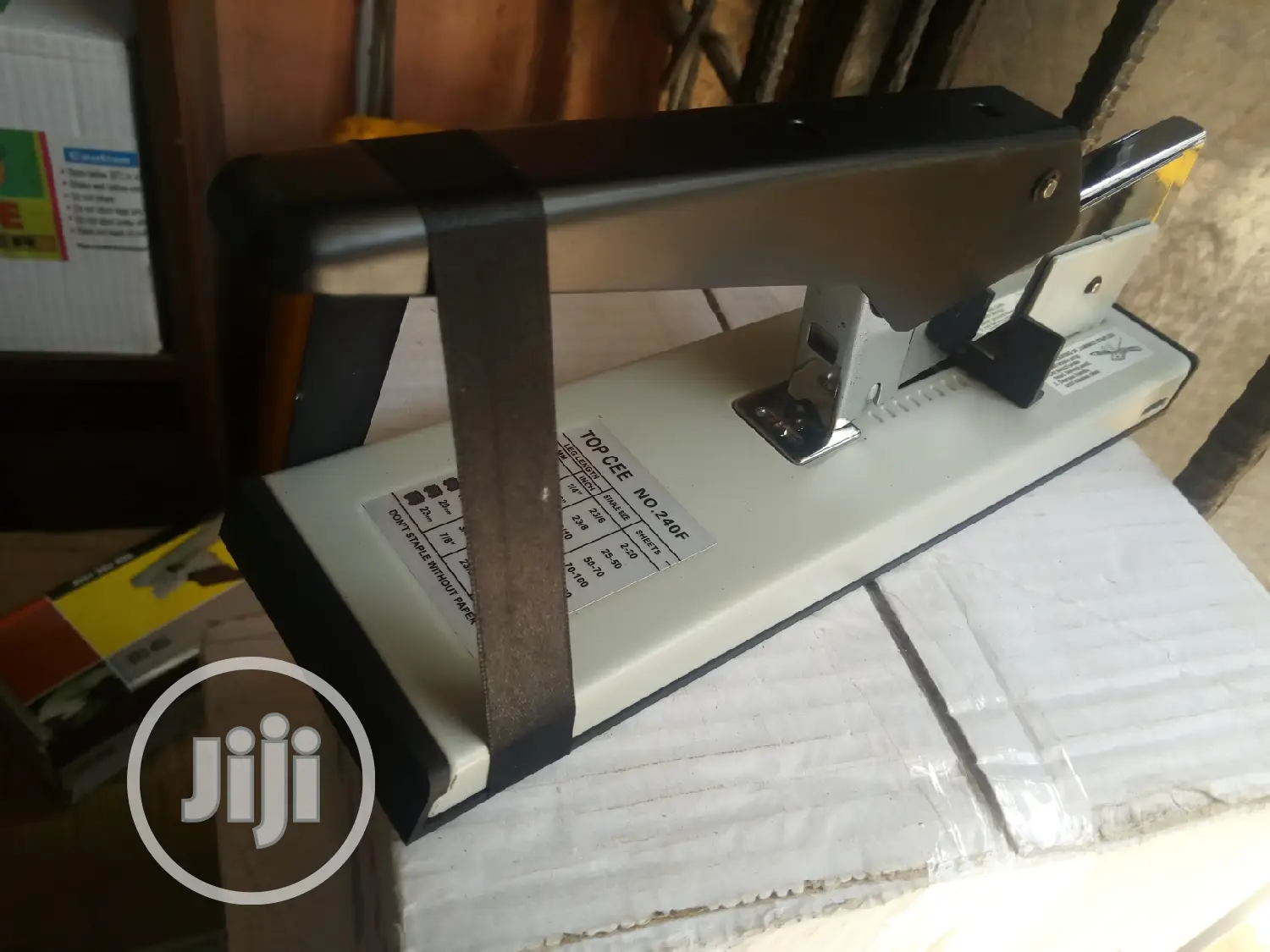 Heavyduty Staplers