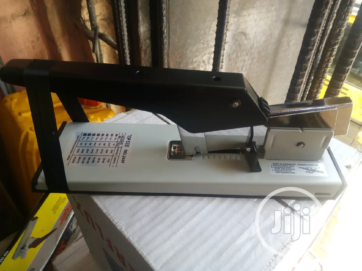 Heavyduty Staplers