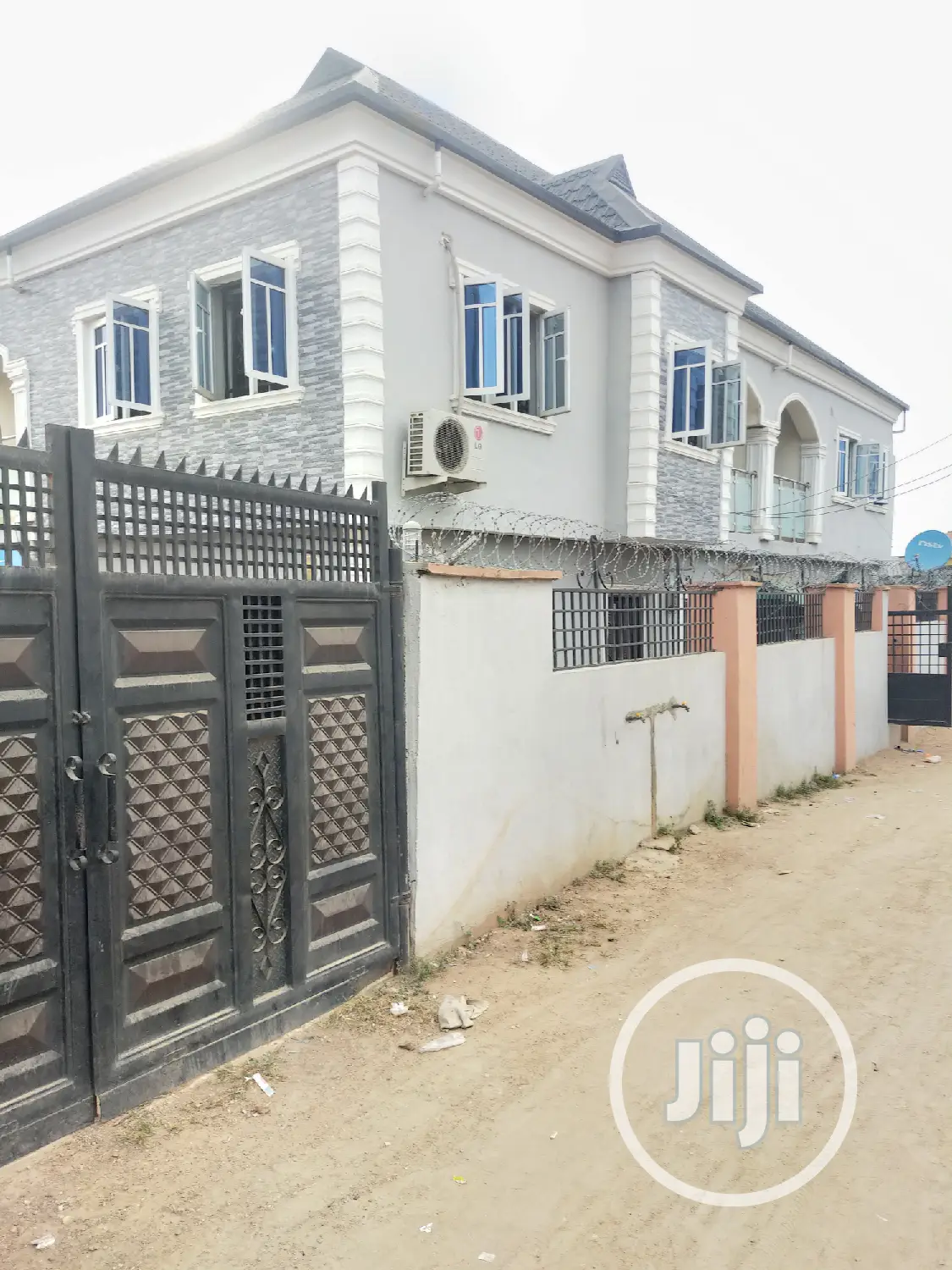 Furnished 2bdrm Block of Flats in Balofem Properties &, Abeokuta North