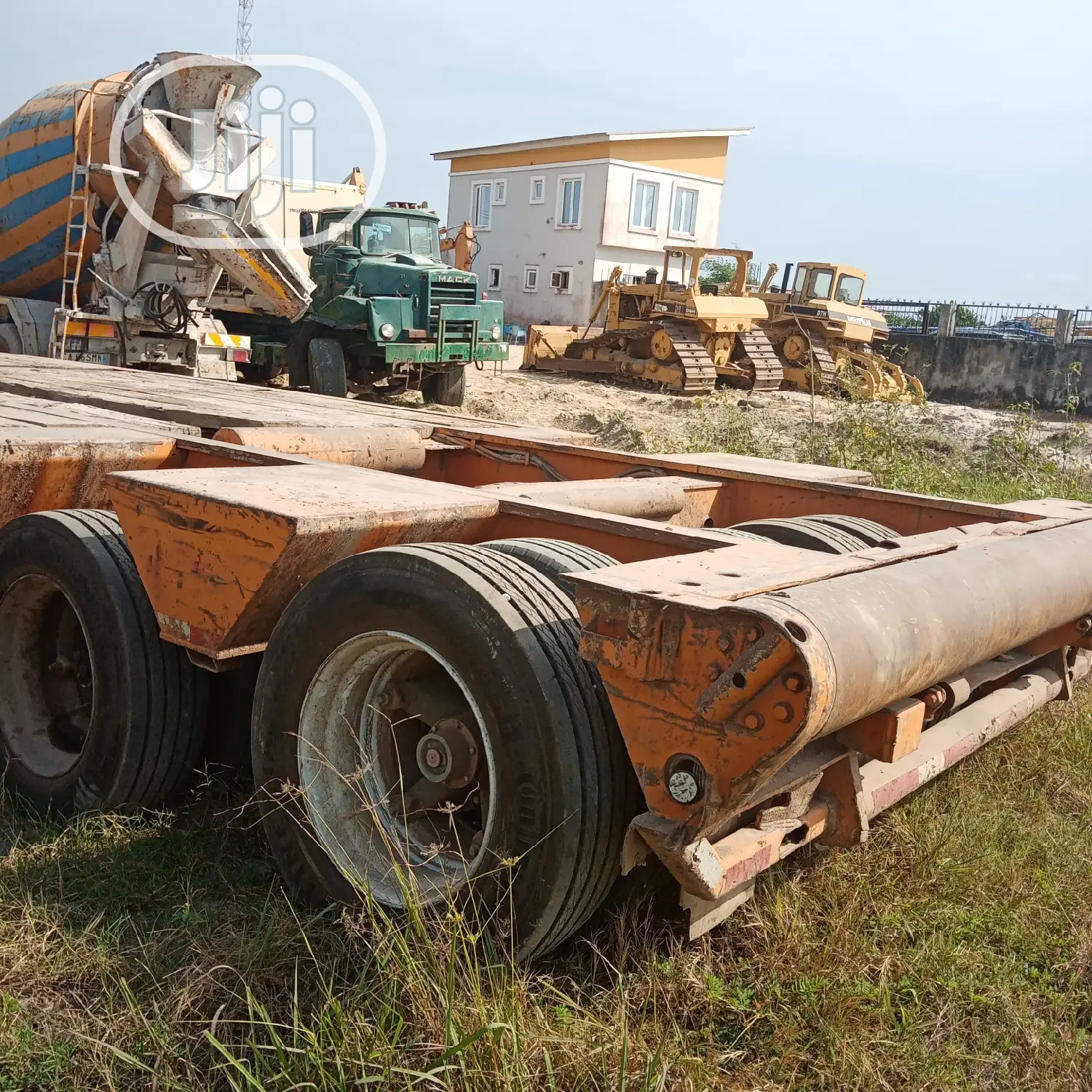 150 Tons Front Loader Lowbed